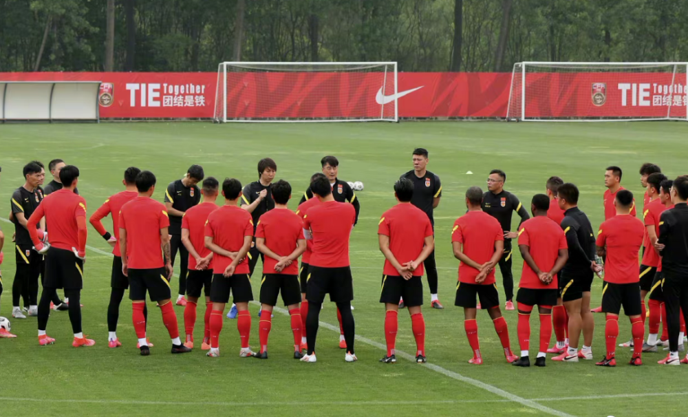  英超亚洲球员首获月度最佳奖项  